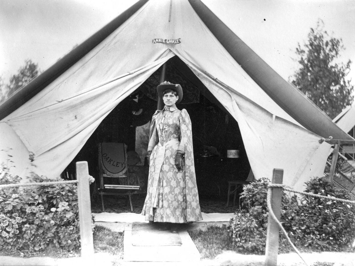 Annie Oakley Tent in Europe Wild West Show