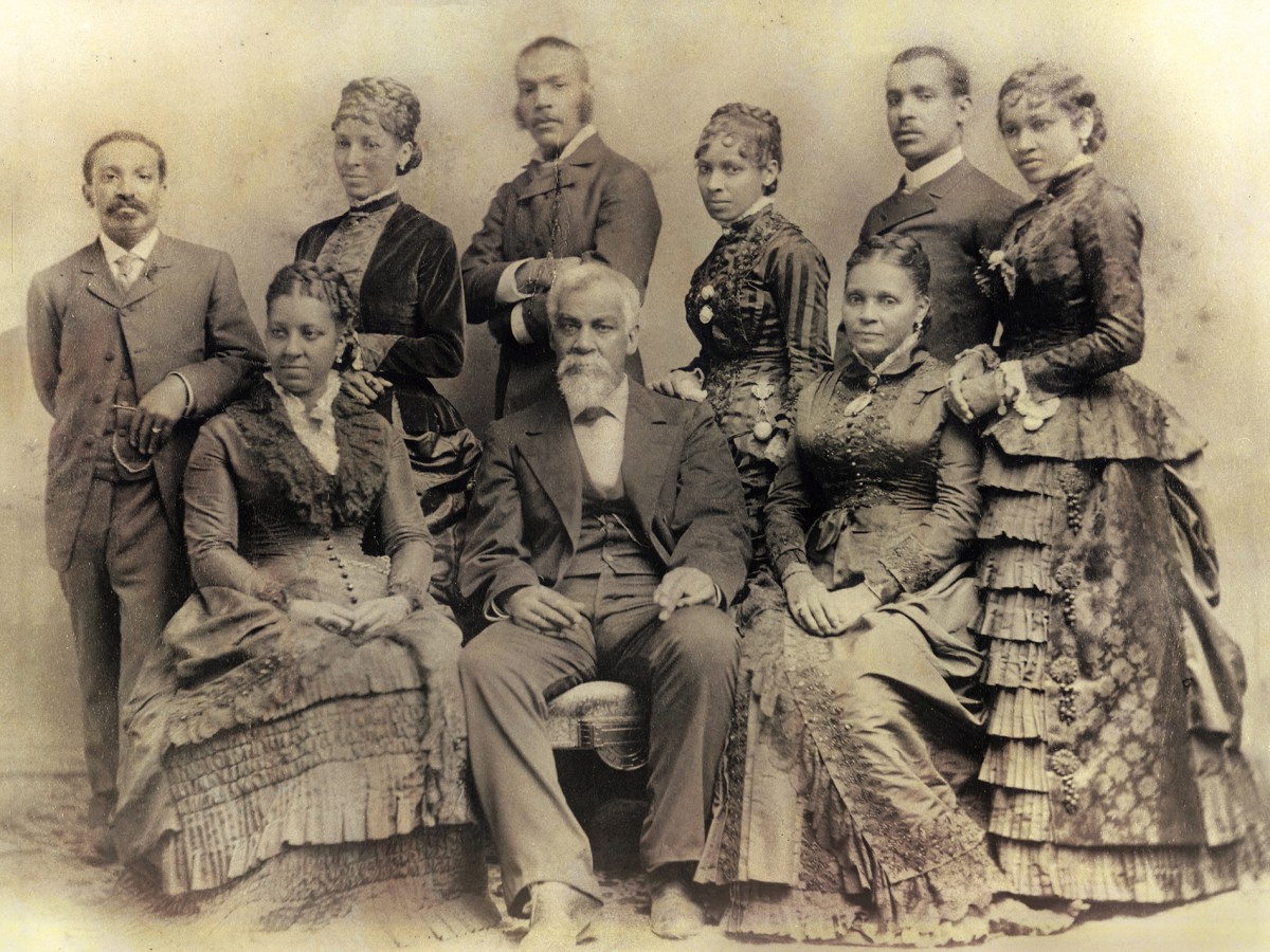 Photo of George Downing with family