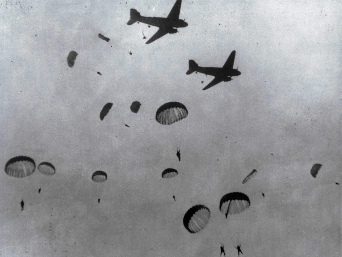 82nd-airborne-division-jump