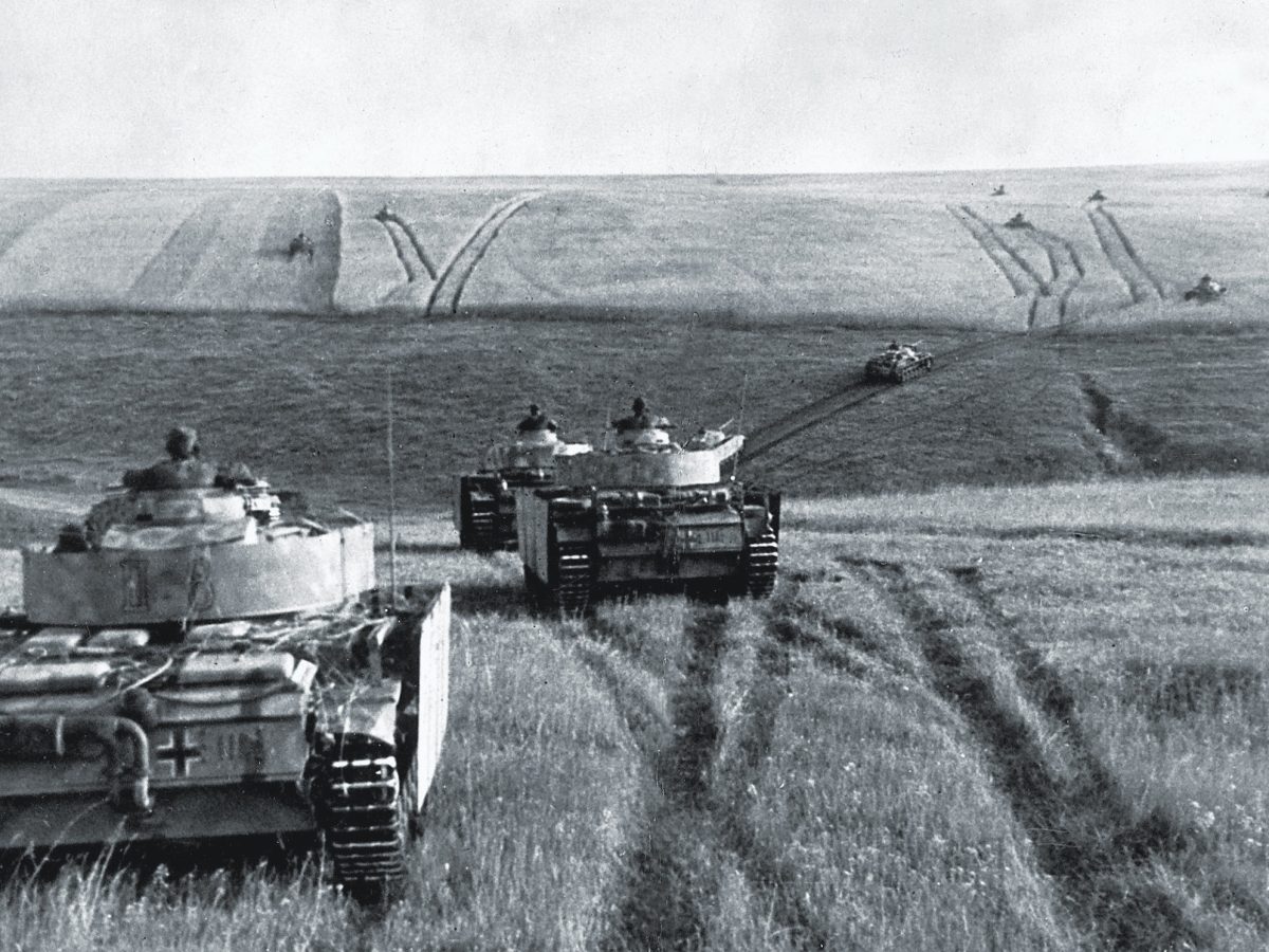 german-invasion-tanks-ukraine-ww2