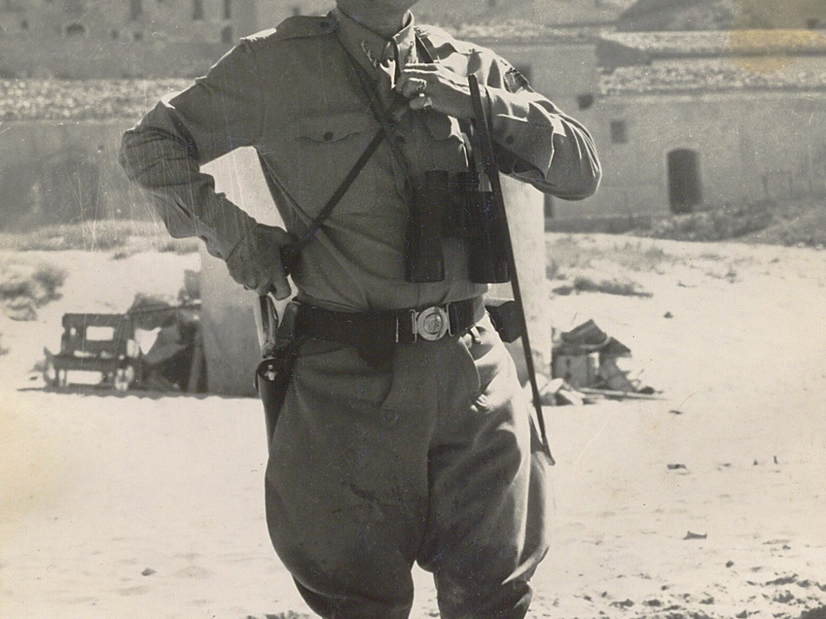 patton-leica-sicily-ww2