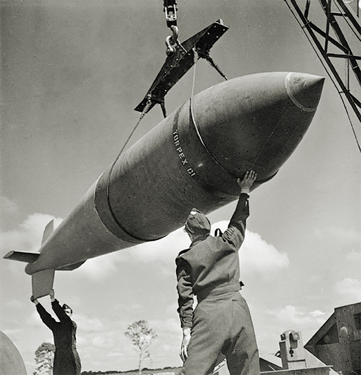 ww2-britain-tallboy-bomb
