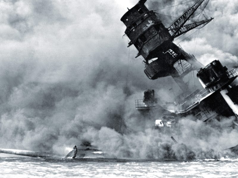 ww2-pearl-harbor-uss-arizona