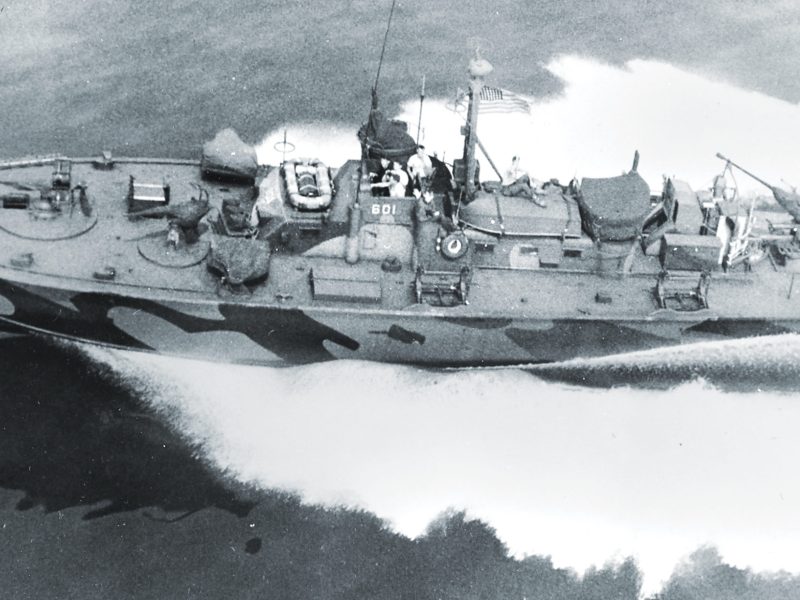 ww2-us-pt-boat-sea