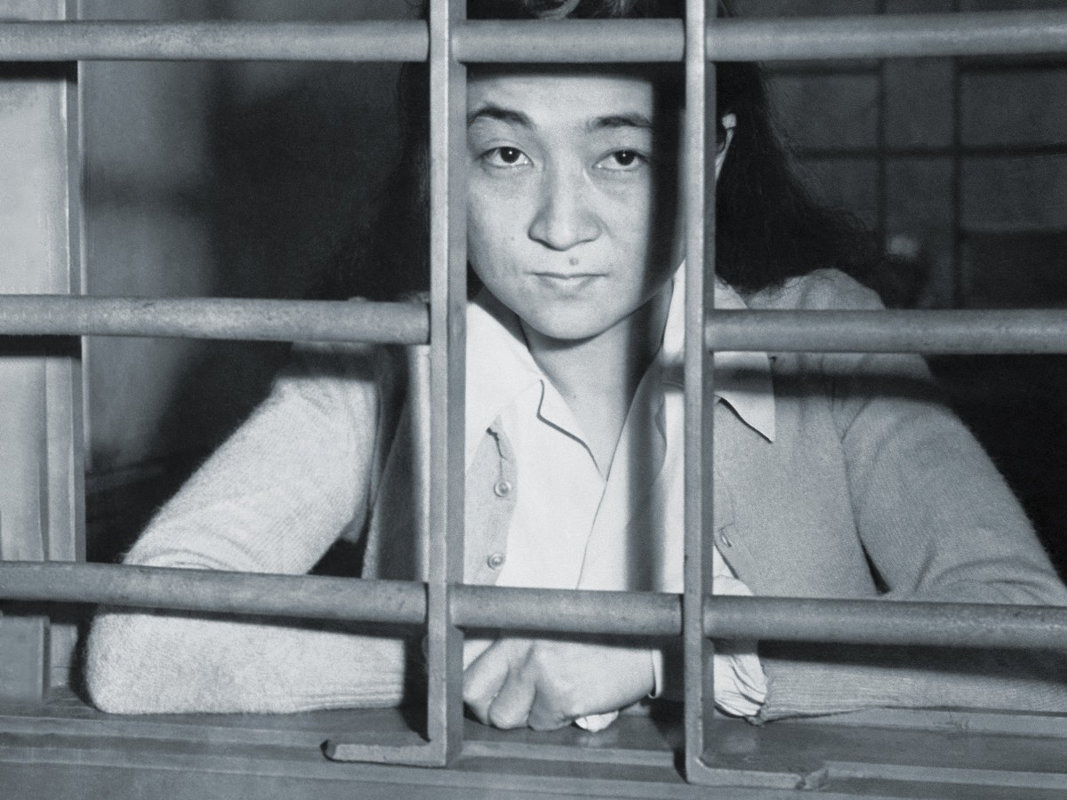ww2-tokyo-rose-jail