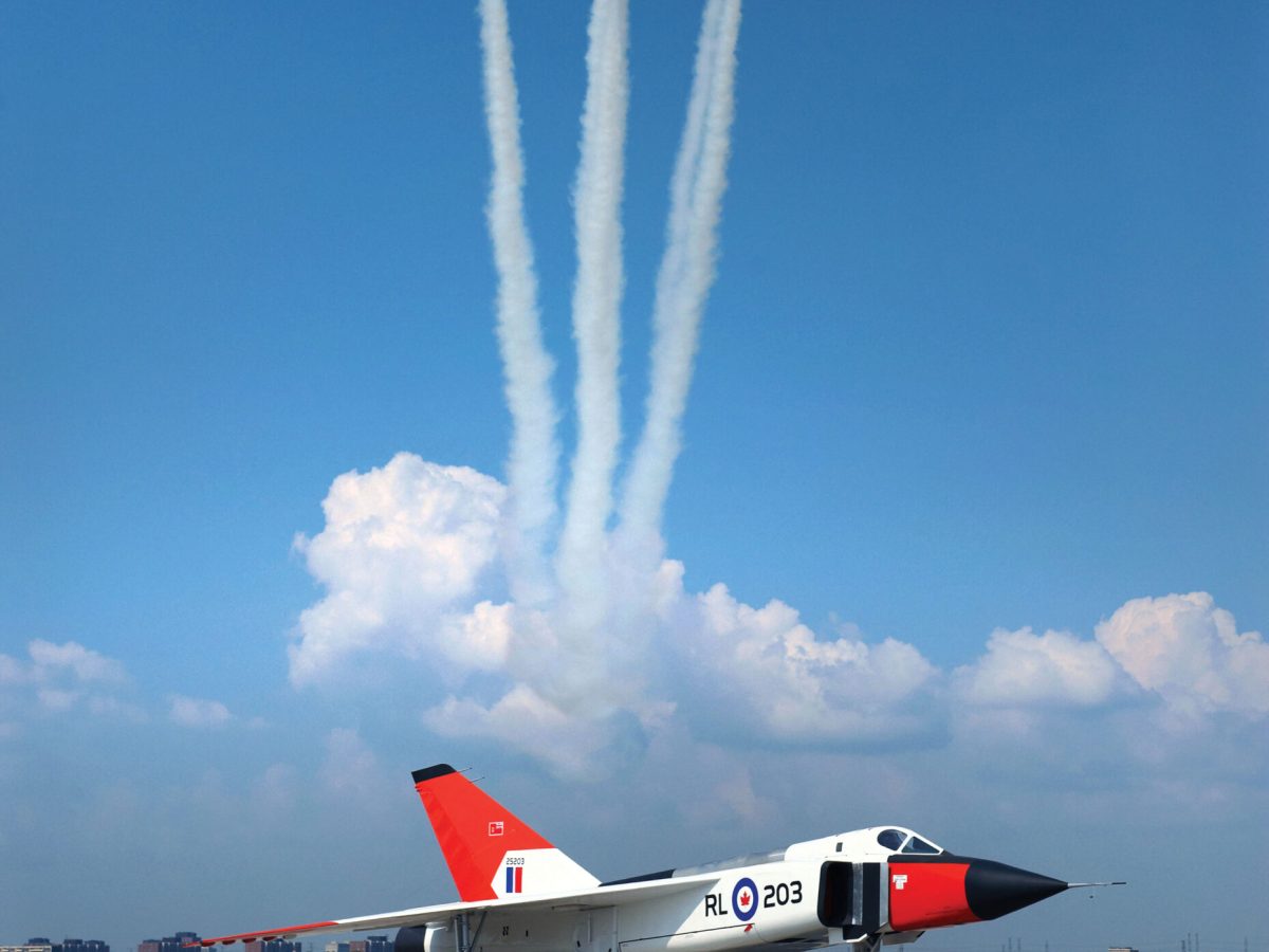 avro-arrow-interceptor-reproduction-runway