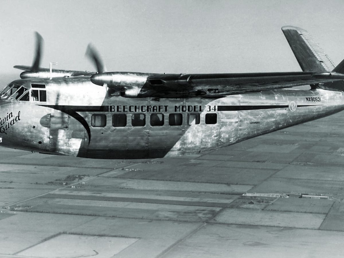 beechcraft-twin-quad-flight