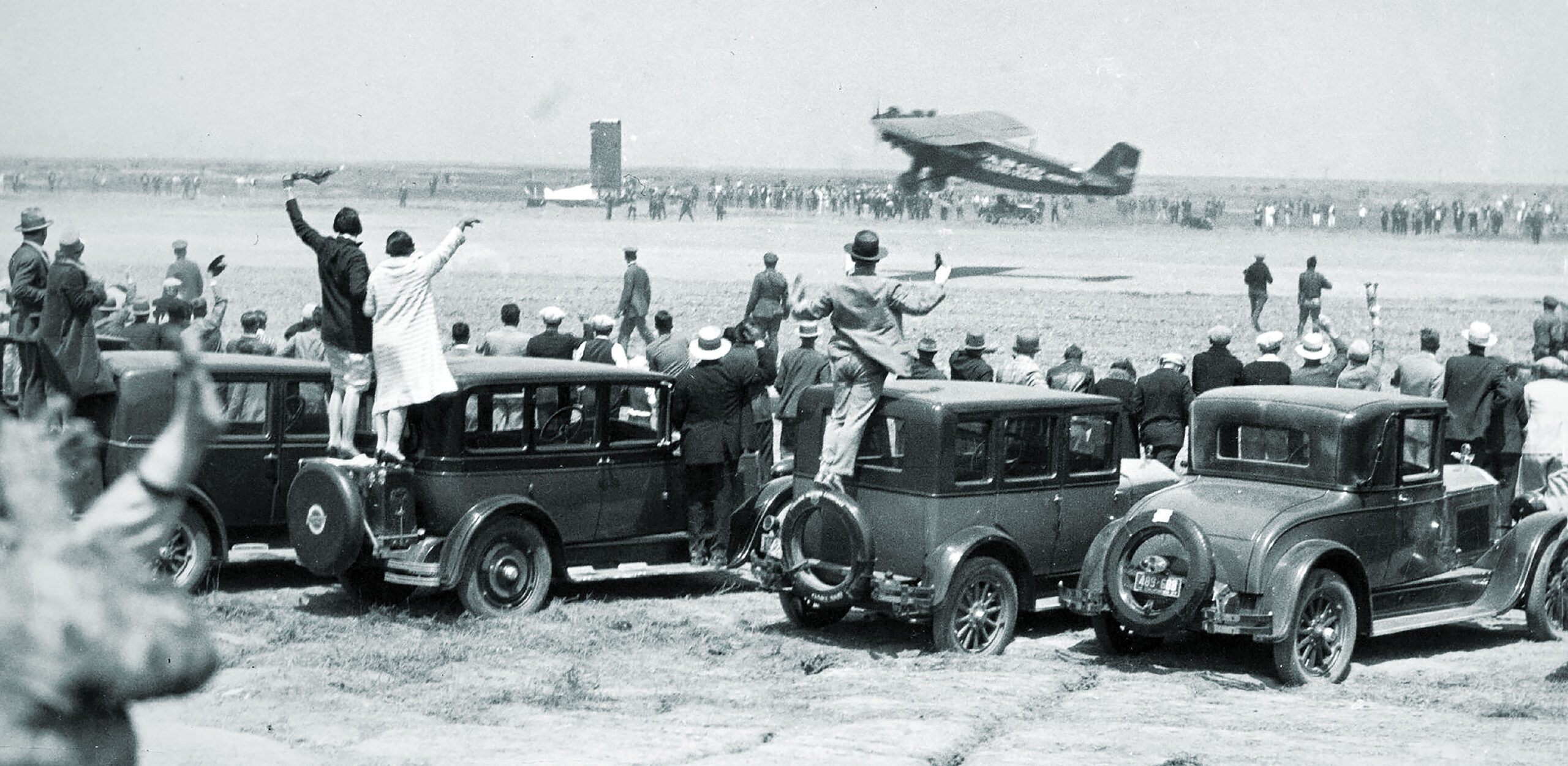 This Pineapple Magnate Sponsored an Air Race to Hawaii. It Did Not