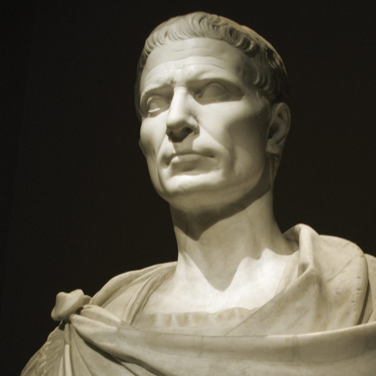 julius-caesar-bust
