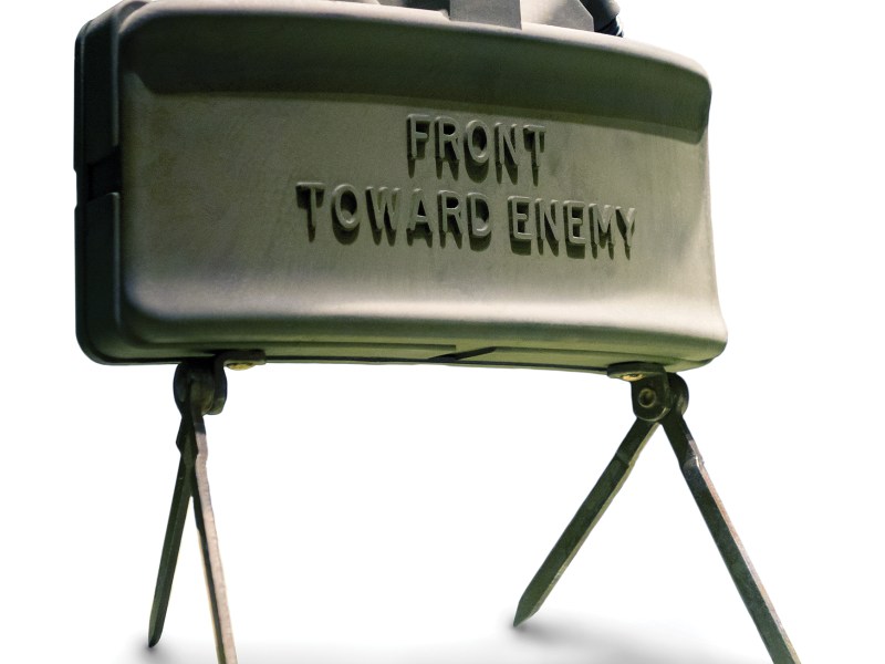 m18a1-claymore-mine-vietnam