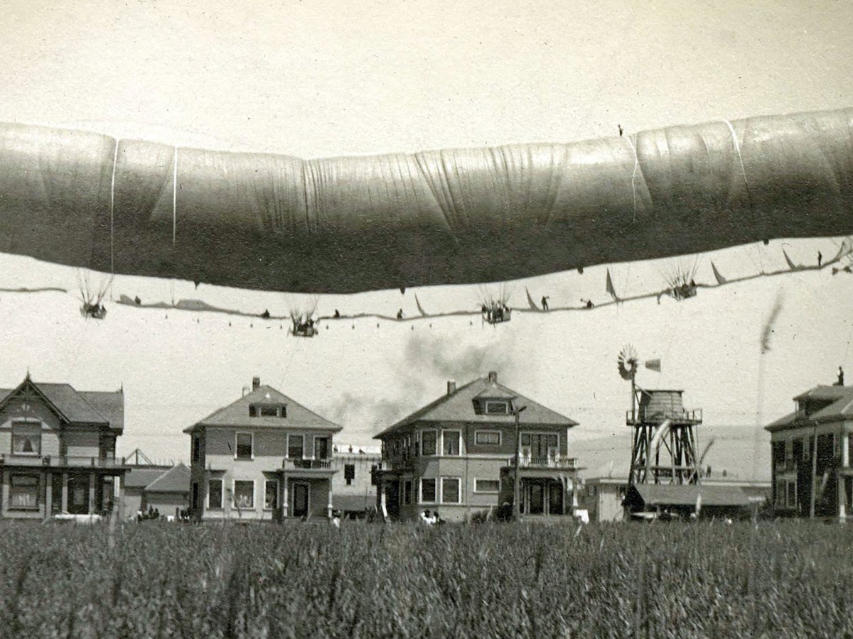 john-morrell-dirigible-flight