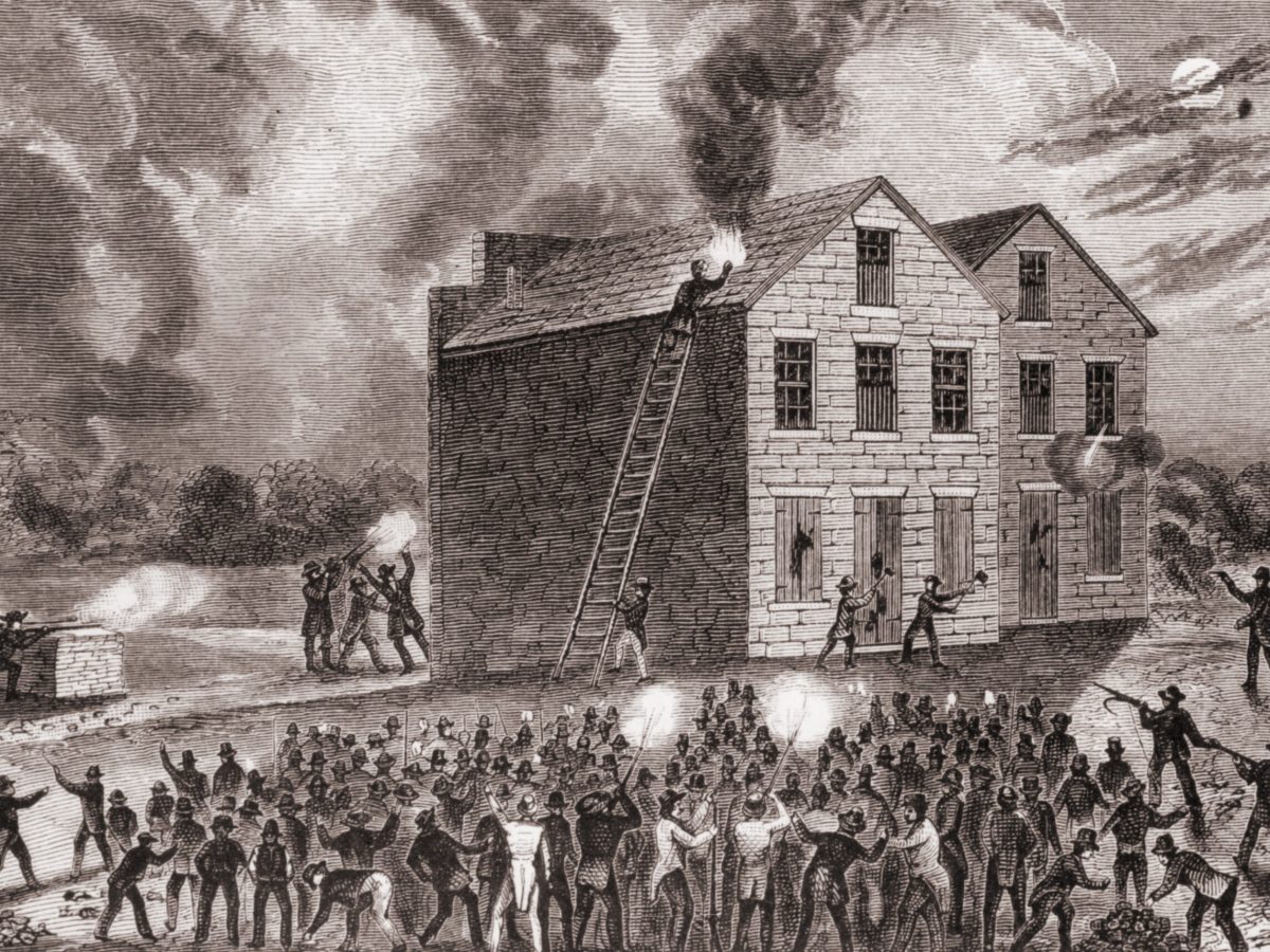 Riot at Lovejoy warehouse