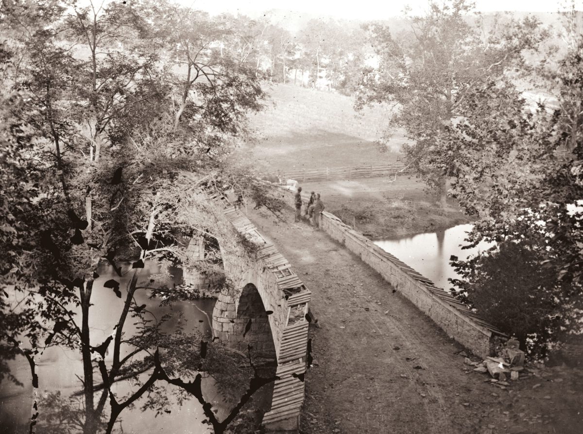 Soldiers on Burnside Bridge