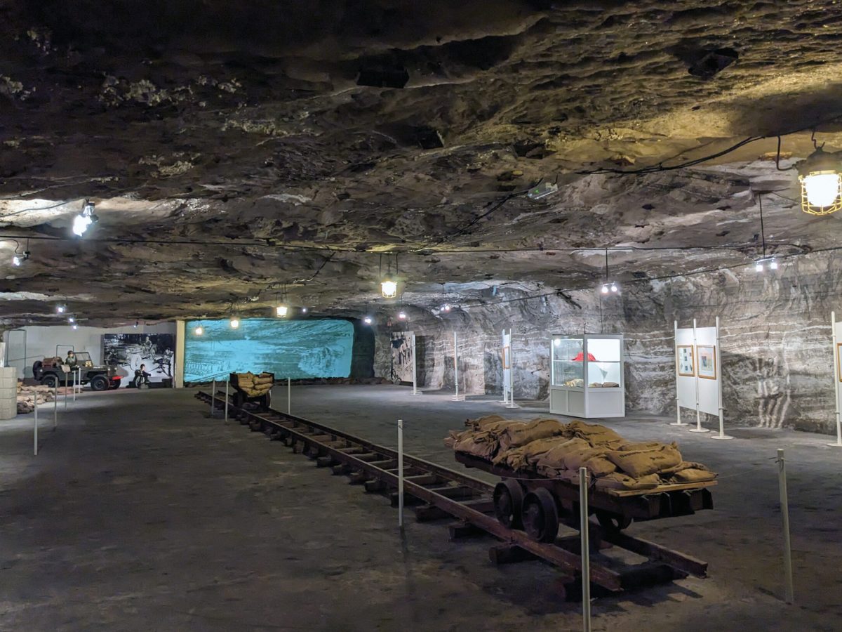 german-salt-mines-exhibit-merkers-ww2