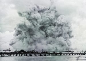 mount-hood-explosion-ww2-cloud