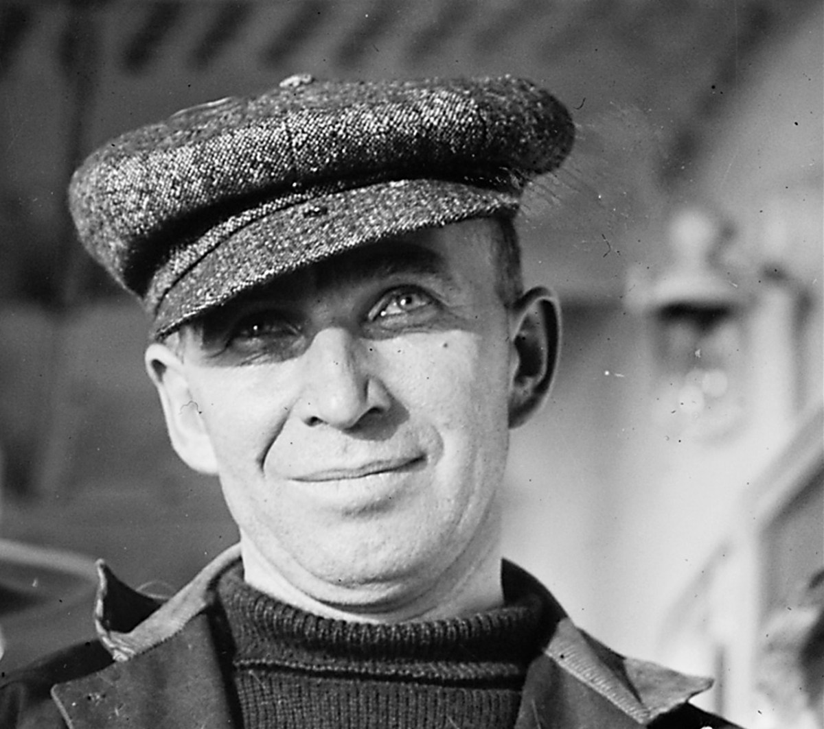 Photo of Melvin Vaniman, the first engineer of the hydrogen airship America, after boarding the steamship Trent in October 1910.