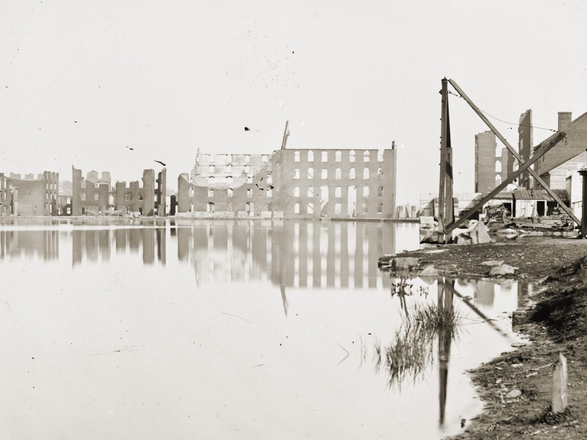 Ruined buildings, Richmond, Va.